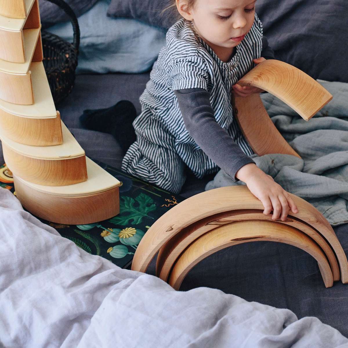 Natural Nesting Arch playtime