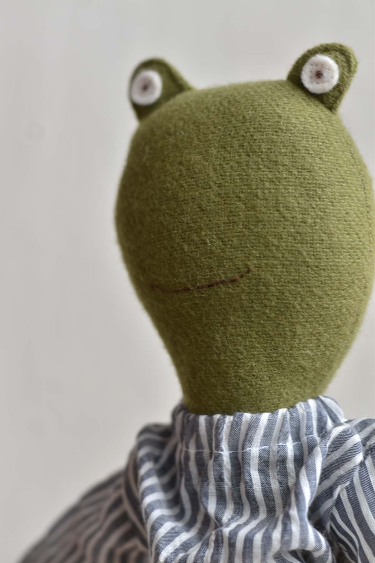 Fern the Frog doll- Handmade Wool Doll - Sparkle Skirt