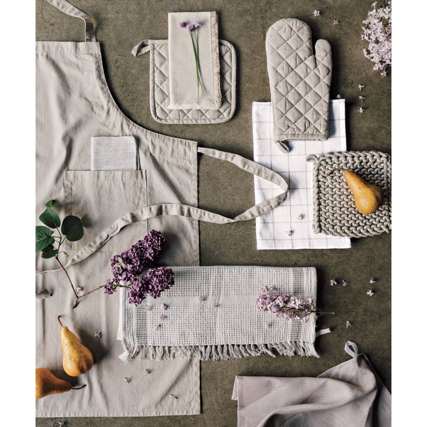 Danica Heirloom - Dove Gray Knit Potholder