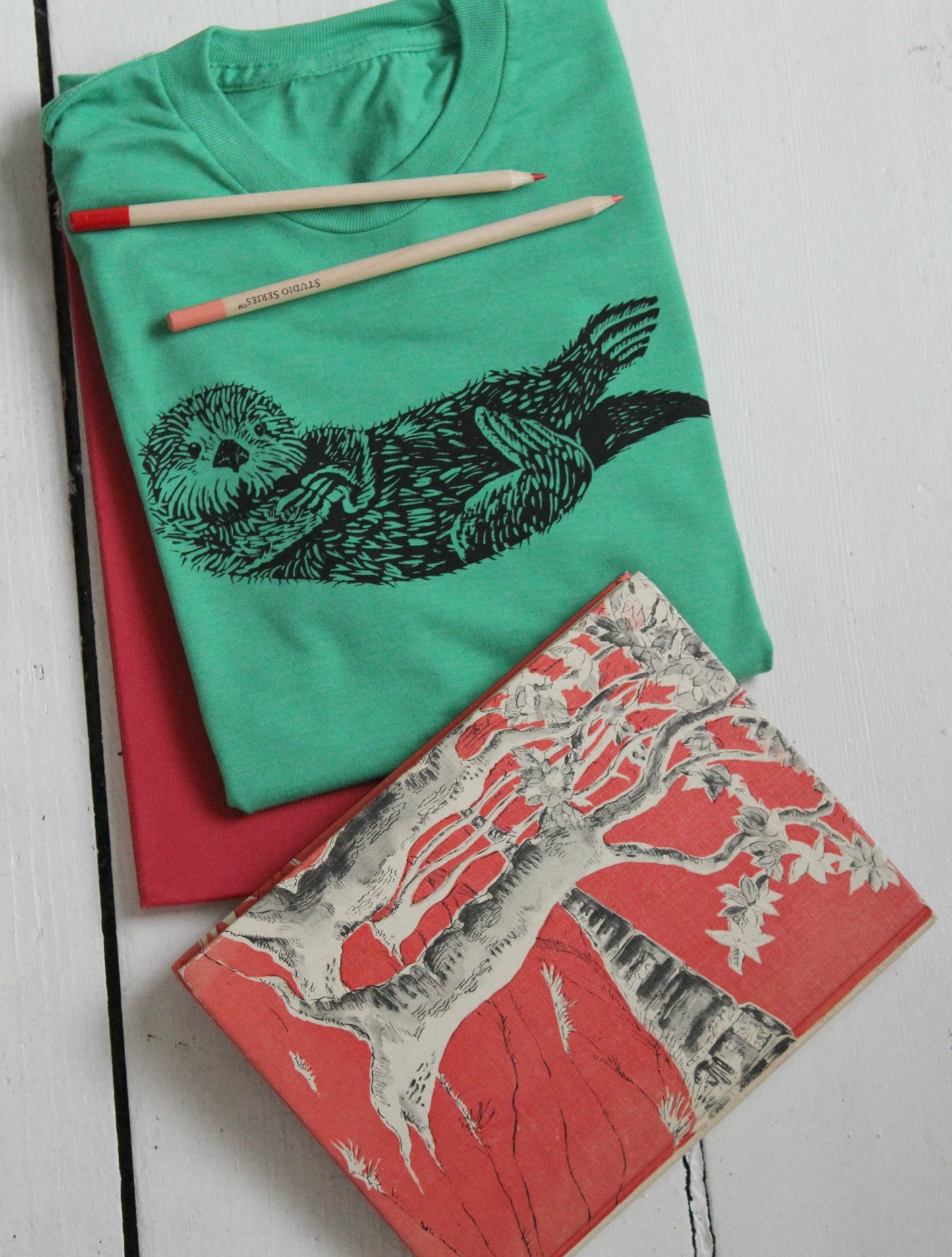 Organic kids otter tee in green