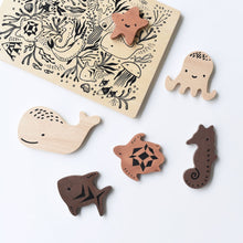 Load image into Gallery viewer, Sea Life Wooden Puzzle wee gallery
