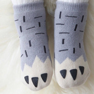 Organic bear paw socks in Grey