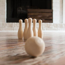 Load image into Gallery viewer, Bowling and Ring Toss Set
