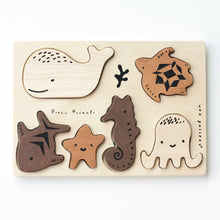 Load image into Gallery viewer, Sea Life Wooden Puzzle

