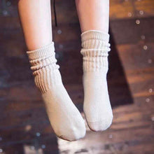 Load image into Gallery viewer, Organic everyday socks in beige
