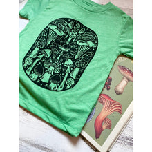 Load image into Gallery viewer, Block Print Mushroom Tee in green
