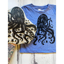 Load image into Gallery viewer, Block Print Octopus Tee with stamp
