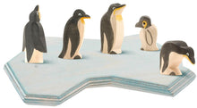 Load image into Gallery viewer, Penguin family on an ice tile

