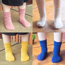 Load image into Gallery viewer, organic everyday socks assorted colors
