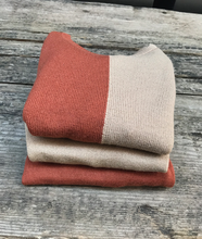 Load image into Gallery viewer, Organic Merino Wool Color Block Dara Pullover
